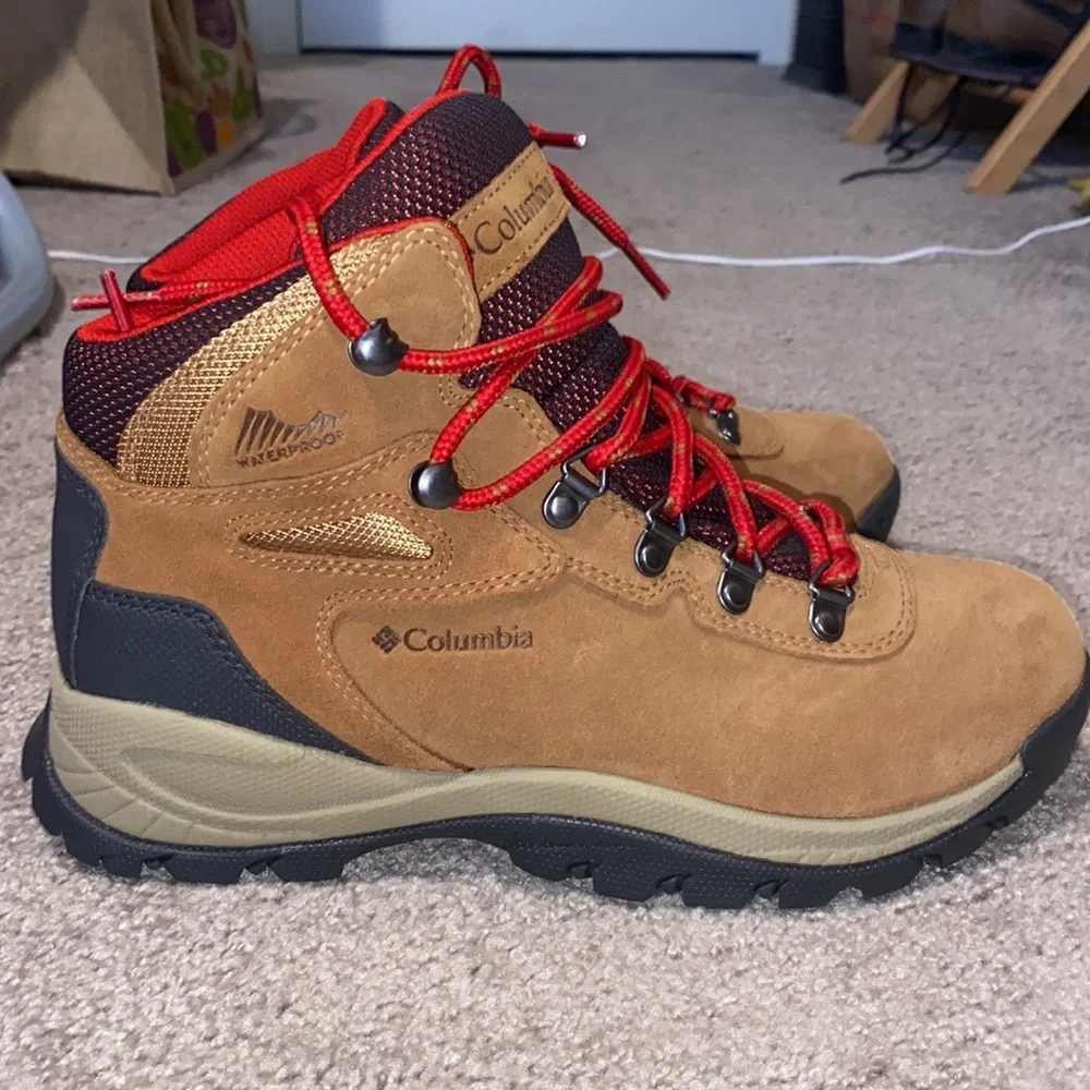 Newtons Ridge Plus Waterproof Amped Hiking Boot - Picture 4 of 7